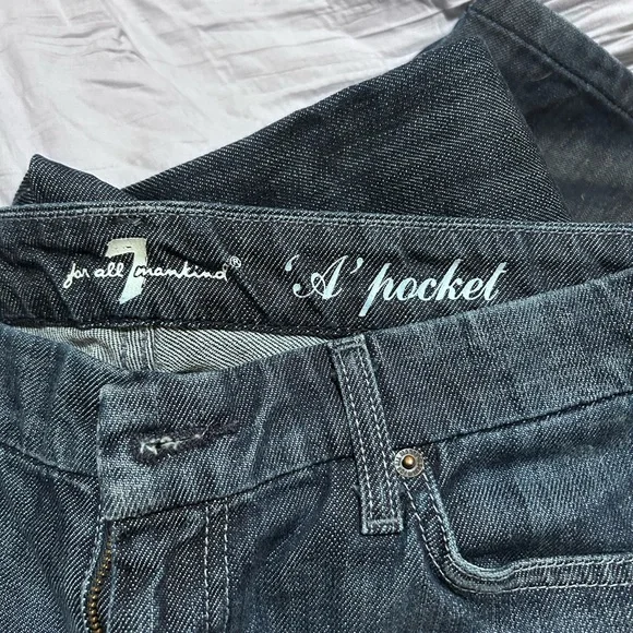 7 FOR ALL MANKIND NWOT “A POCKET” JEANS! - Picture 3 of 5